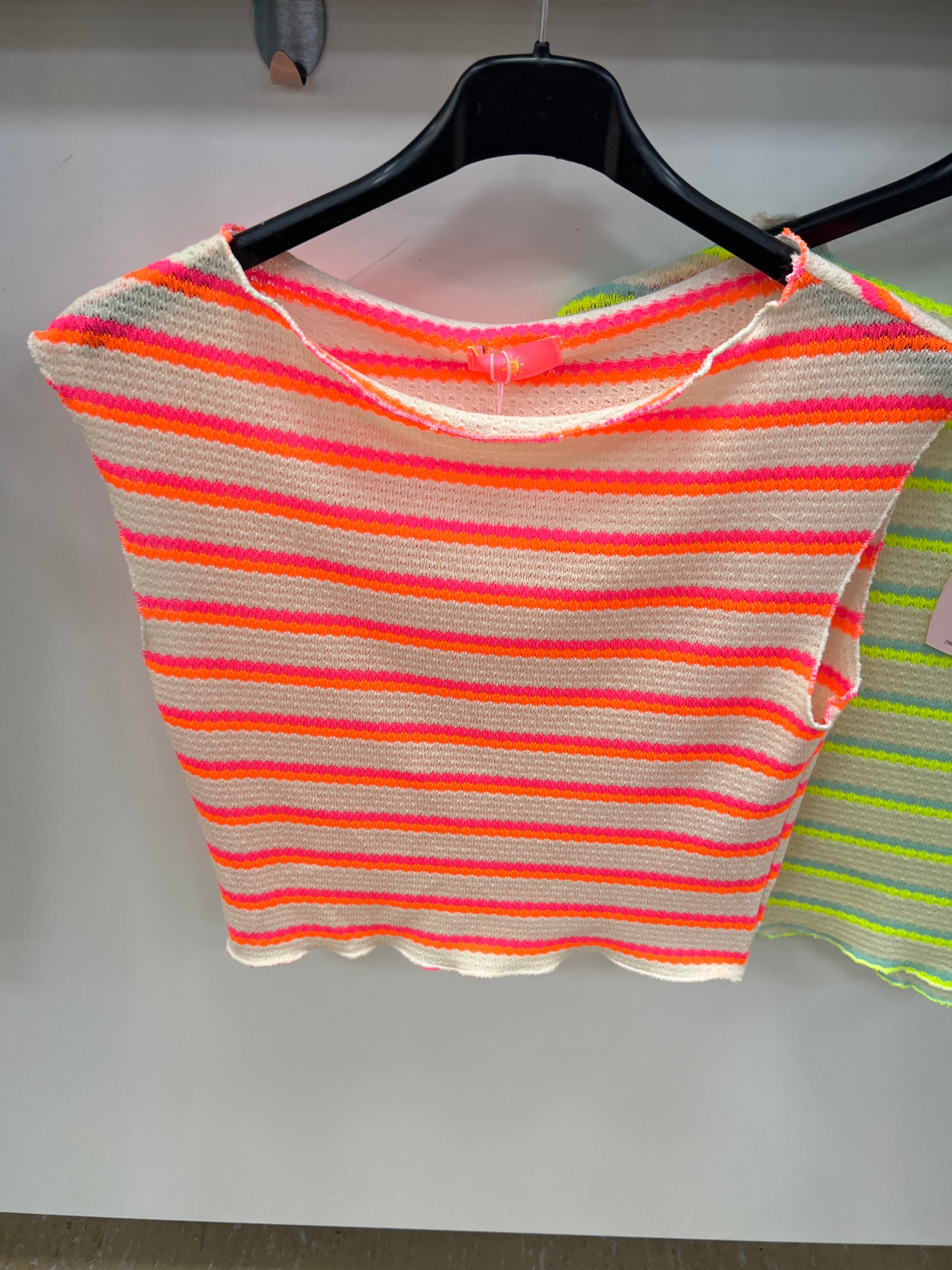 Croc Top